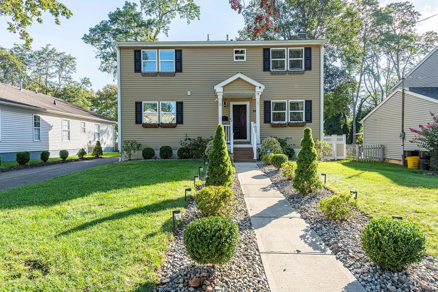 24 Lockwood Ave photo 1