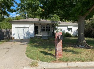 956 Crabtree Cv, Midwest City, OK 73110