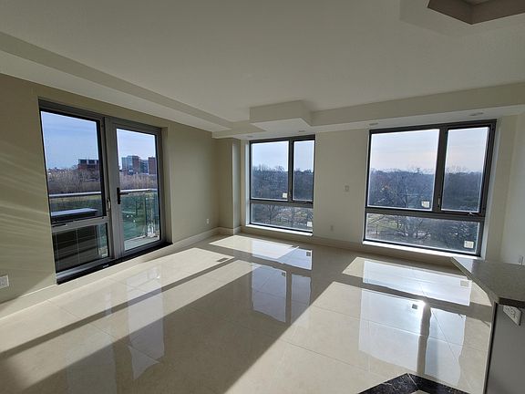 5th image of 13735 Elder Ave #407