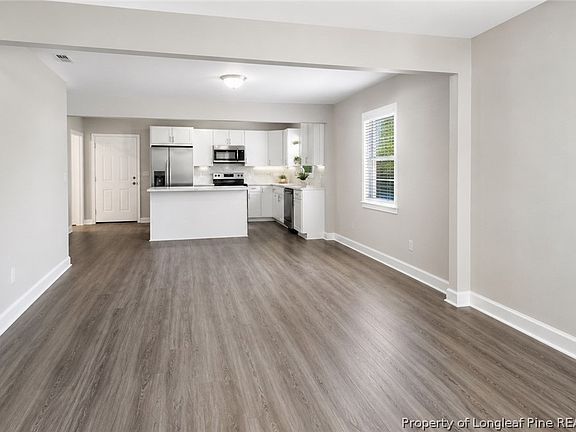 2nd image of 110 W Sunset Dr