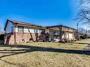 3065 Waldron Rd, Kankakee, IL 60901