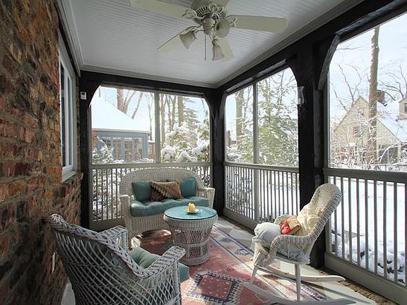 5th image of 7 Ballard Pl #1X