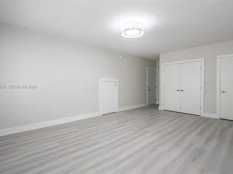 2418 Flamingo Dr #7 — Photo 5