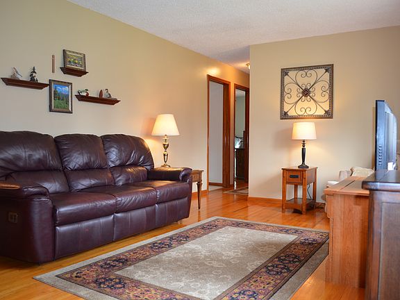 2nd image of 2024 96th Ave N