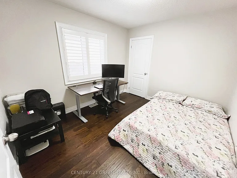 199 Windfields Farm Dr W — Photo 25