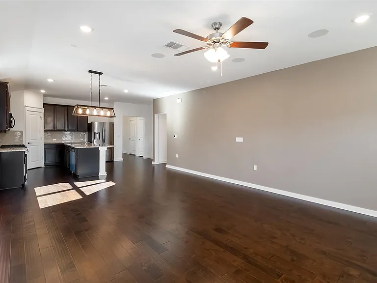 7407 Grenadine Bloom Bnd — Photo 13