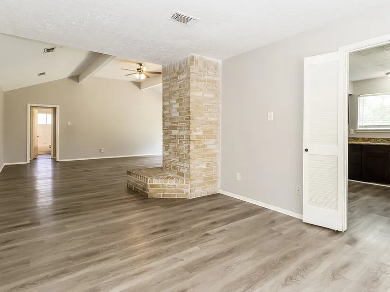 3446 Hombly Rd — Photo 6