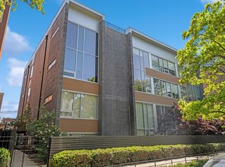 1919 W Crystal St APT 201, Chicago, IL 60622