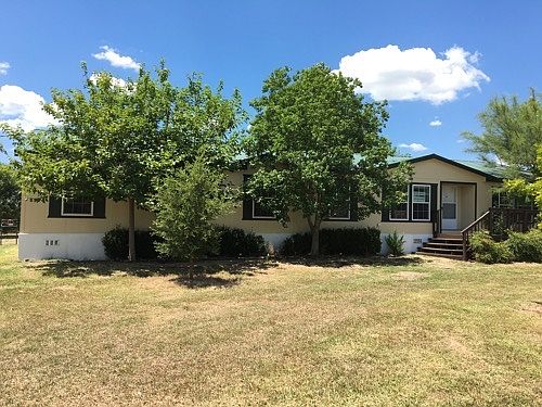 1st image of 208 Windridge Dr