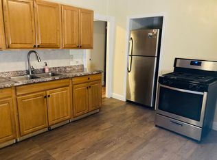 37 Bowers St APT 1, Pawtucket, RI 02860