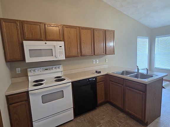 3rd image of 720 Marney Ln