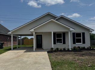 23836 S Point Dr, Denham Springs, LA 70726