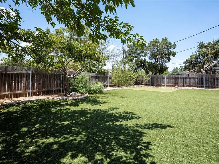 606 Tyrone Dr — Photo 20
