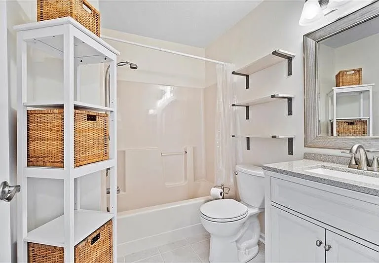 510 Village Green Blvd W — Photo 19
