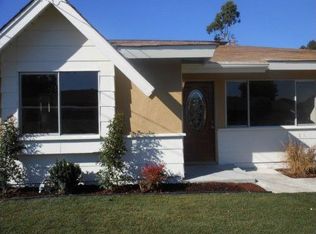 2116 Hilldale St, Oceanside, CA 92054
