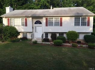 195 Osborn Rd, Naugatuck, CT 06770