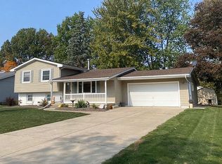 115 Martin Ave, Pemberville, OH 43450