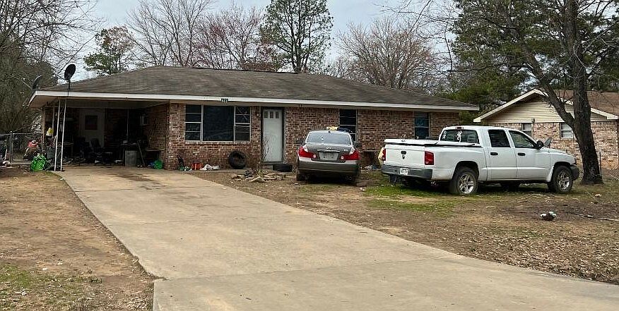 1st image of 622 Winchester Dr