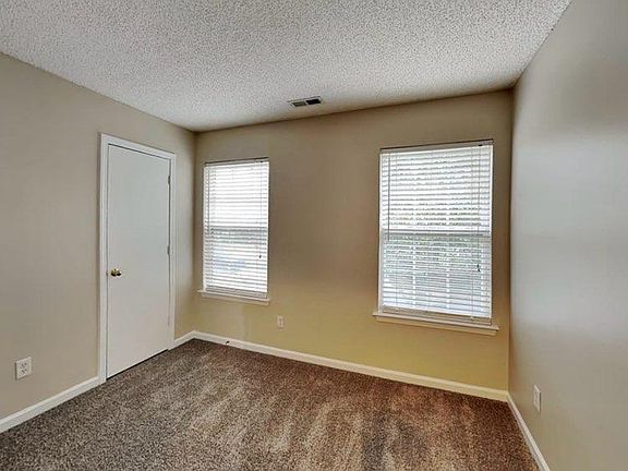 5th image of 10645 Greatford Ct