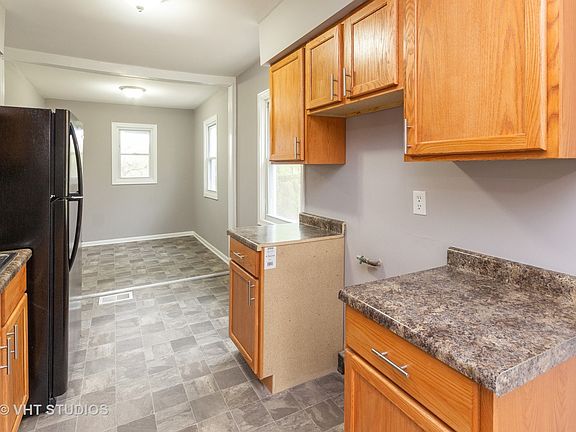 5th image of 1823 Burry Circle Dr