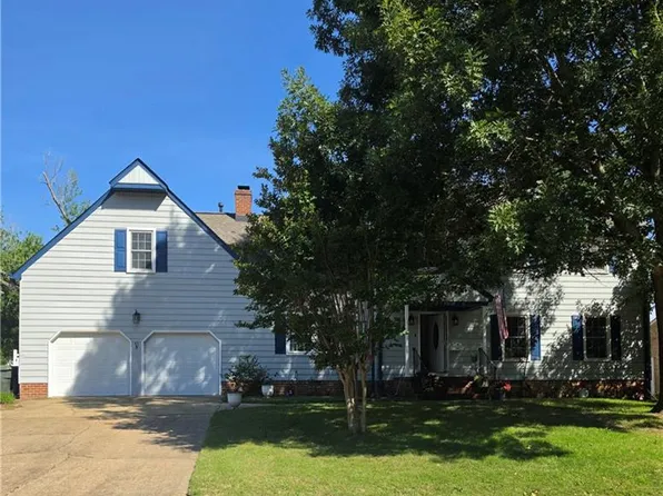 85 Waterview Dr, Newport News, VA 23608