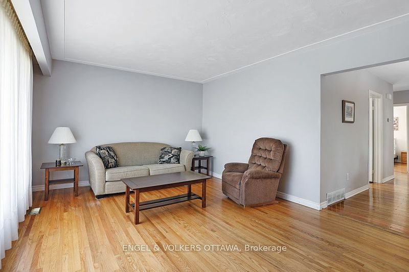 Ottawa House for rent - 3 Bedrooms — photo 3