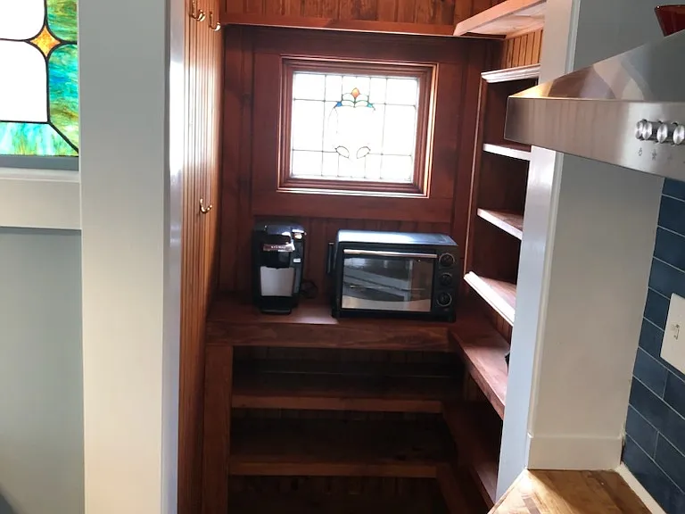 79 N State St — Photo 4