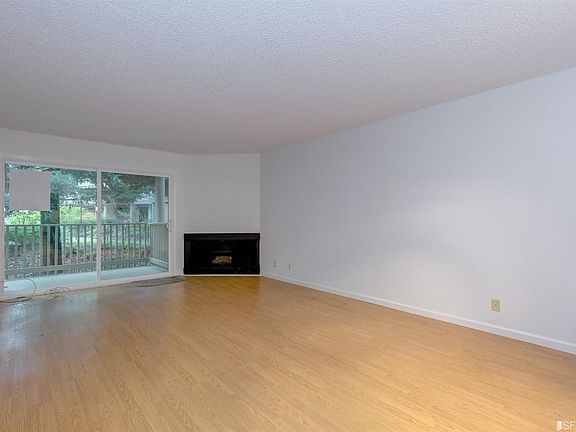 3rd image of 376 Imperial Way APT 112