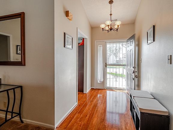 4th image of 1620 Lionheart Ln
