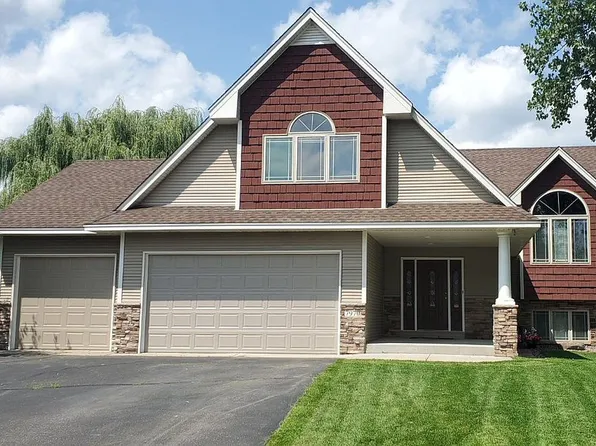 7970 Hartig Cir NE, Spring Lake Park, MN 55432