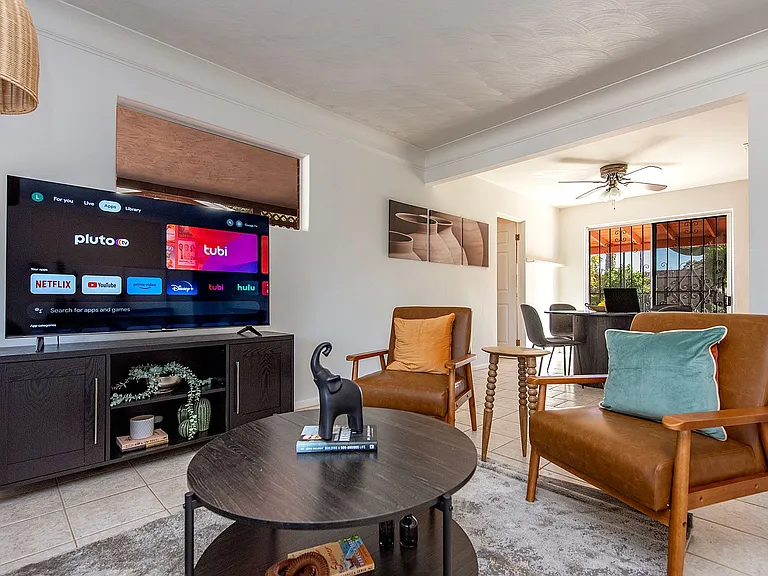 3526 N Santa Rita Ave — Photo 3