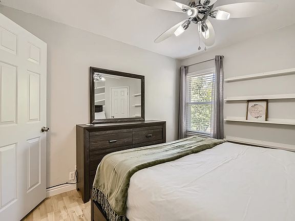 5th image of 100 Saint Croix Green Dr