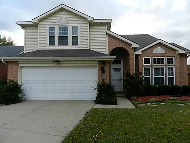 2548 Windchase Dr — Photo 1