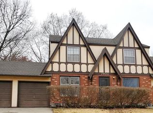 7900 Charlotte St, Kansas City, MO 64131