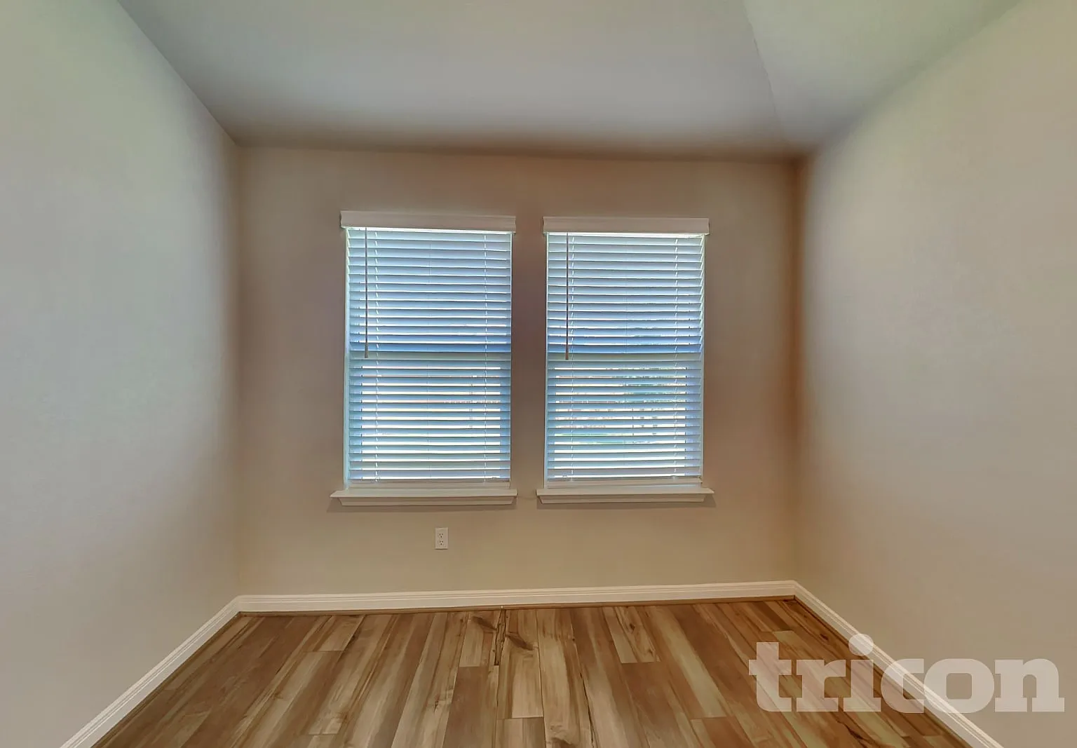 13661 Paxton Boulevard St. Hedwig TX — Photo 4
