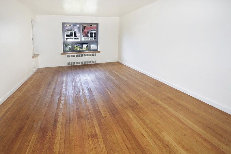 2nd image of 316 W 84th St APT 5C