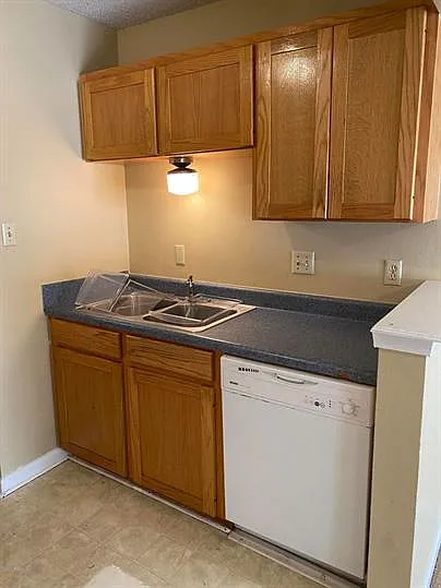 100 Vieux Orleans Circle #C — Photo 3