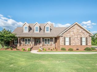 2717 Wynfrey Dr, Prattville, AL 36067