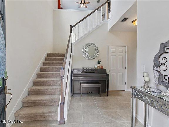 3rd image of 14632 Littleleaf Dr