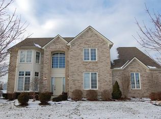 1943 Tradition Dr, Canton, MI 48187