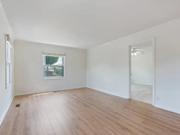 5025 Hillsboro Pike APT 15, Nashville, TN 37215