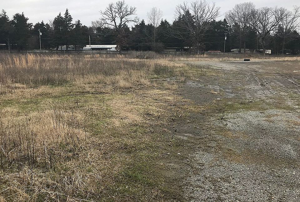 2nd image of 001 W St