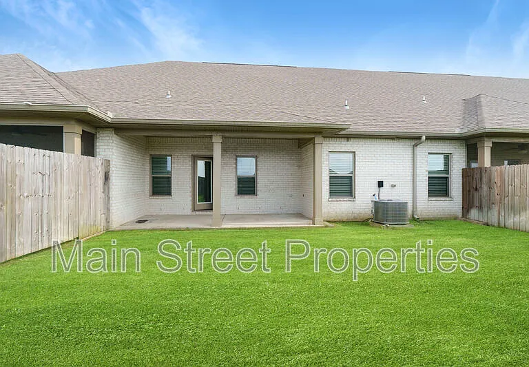704 Brambling Ct — Photo 8