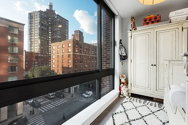 Sold by Platinum Properties | media 11