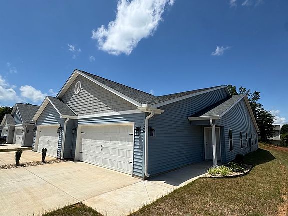 2nd image of 135 Brawley Villas Pl