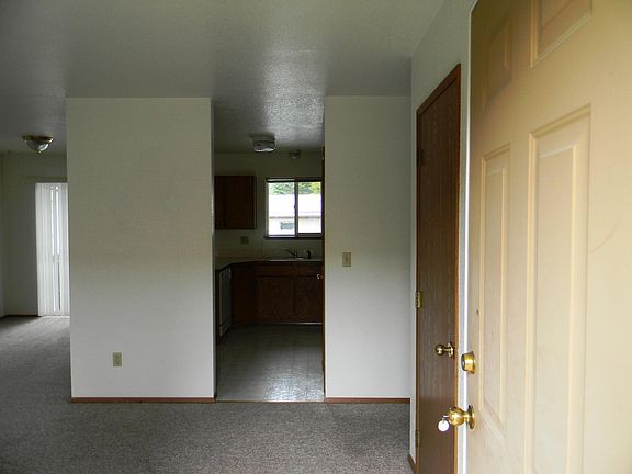 3rd image of 3830 E 2nd Ave