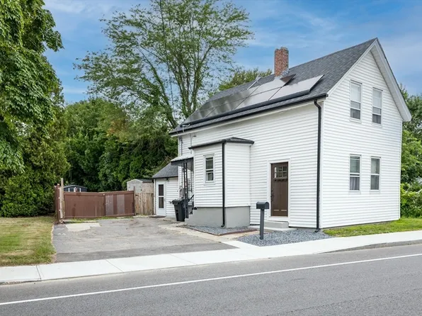 236 Bark St, Swansea, MA 02777