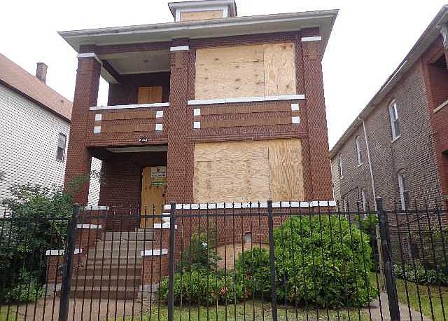 1st image of 8351 S Burnham Ave