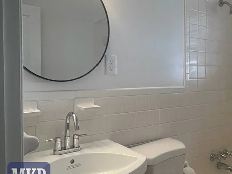6221 Shady Acres Dr — Photo 16