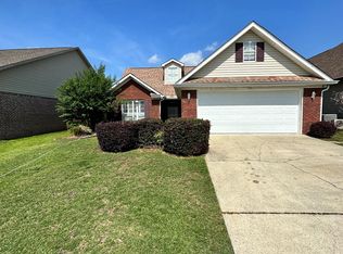207 Princeton Dr, Dothan, AL 36301
